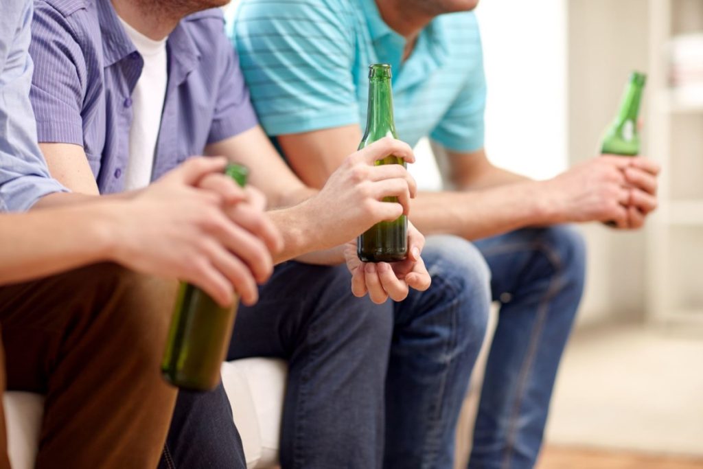 A kontroll illúziója: hol a határ az alkalmi ivás és az alkoholfüggőség között?